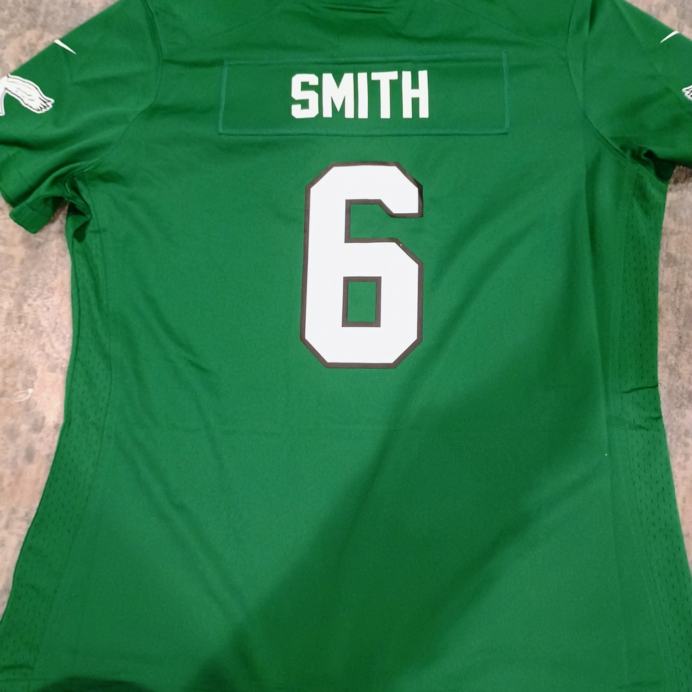 Nike Women's Eagles Green Jersey Davonte Smith 6